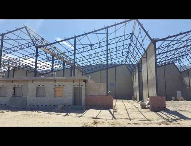 381M² FACTORY TO LET IN RIVERGATE
